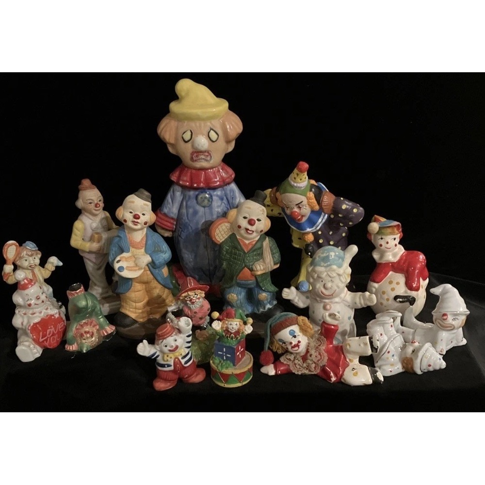 Hand Painted Ceramic Clown Figurine Lot Of 16 Multicolor Circus Rodeo Theme